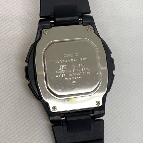 Casio Illuminator Watch 40mm Black silver tone Digital 3237 W-213 50MWR running - Picture 7 of 9